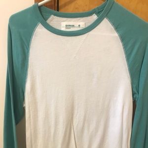Express men’s baseball tee